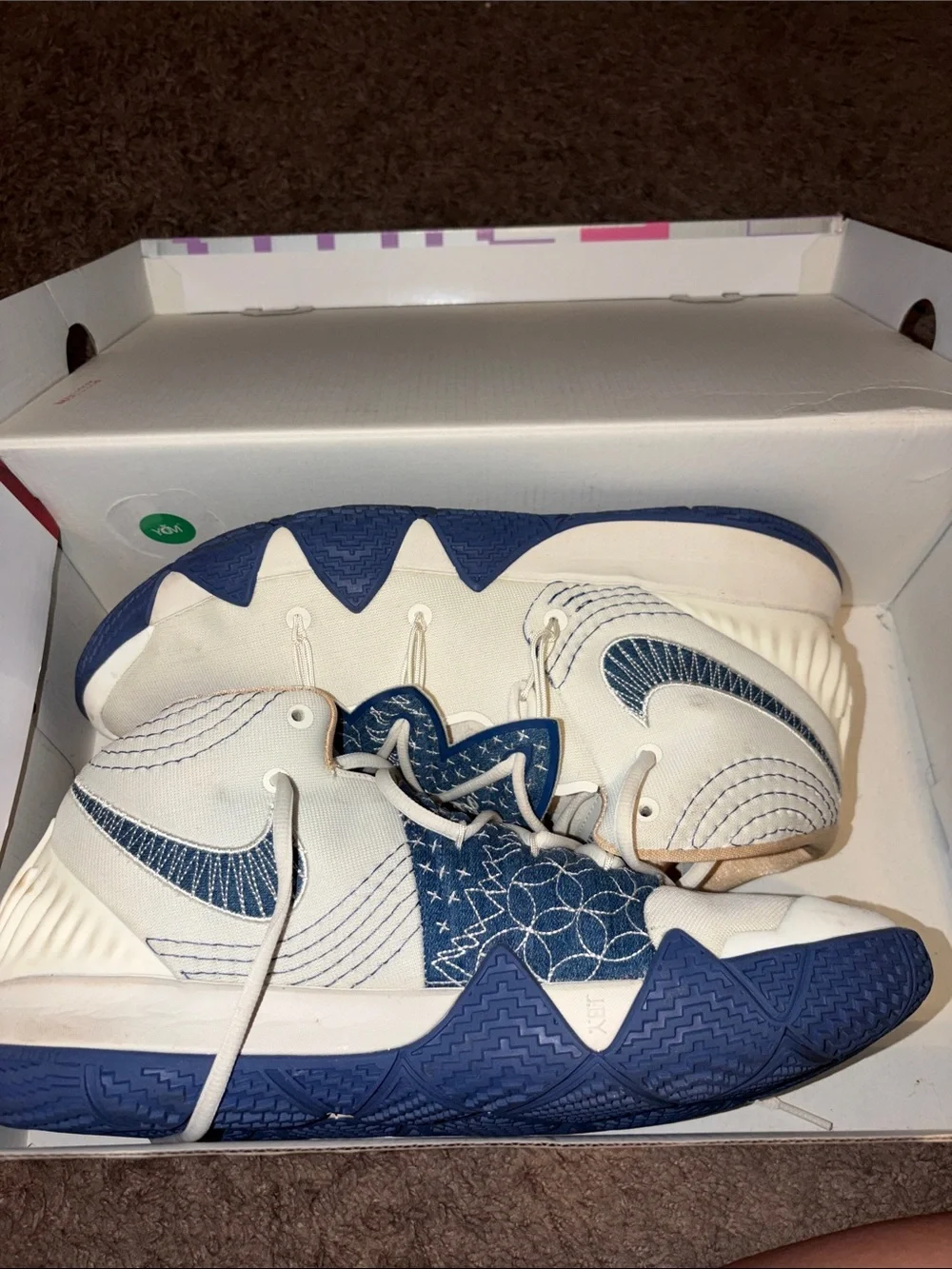 Nike White and Blue Men's Basketball Sneakers